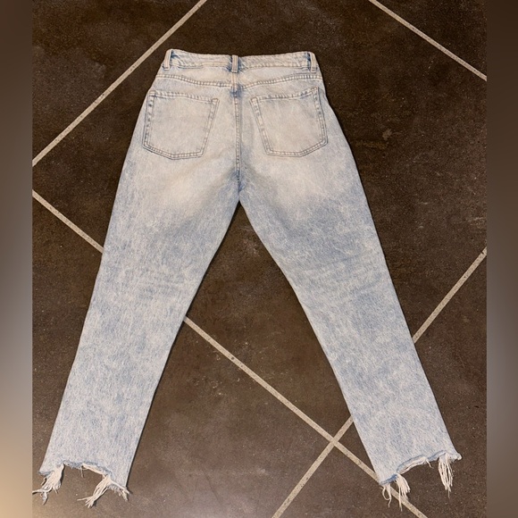 Garage Denim Mom Jeans - Picture 2 of 4